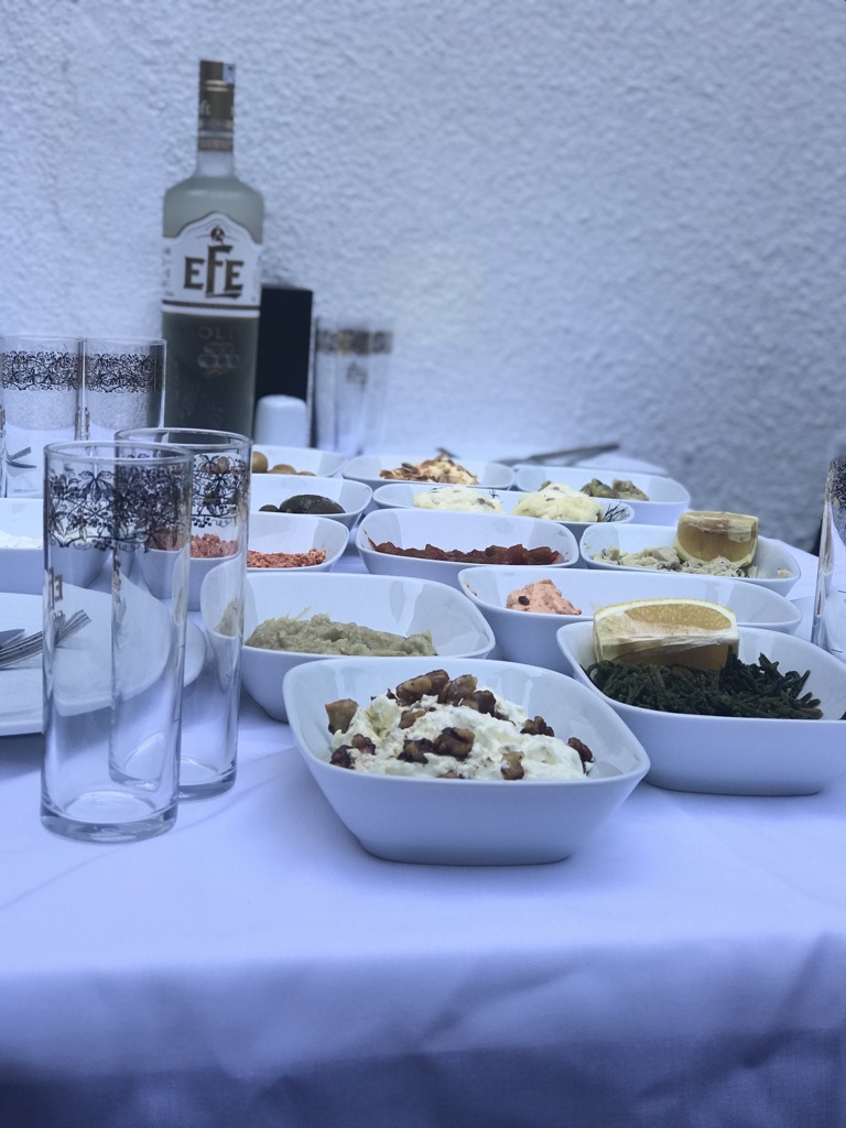 Clup Ali - Bar in Alsancak, İzmir